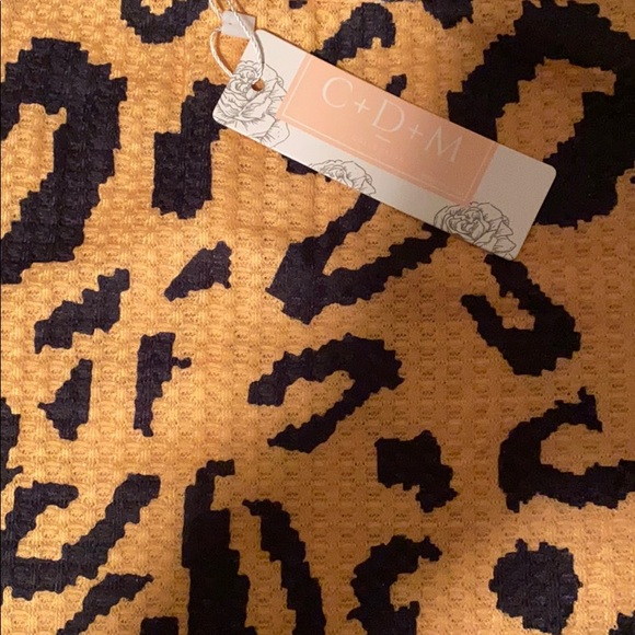 Leopard Print Long Sleeve Top Yellow - Picture 5 of 6